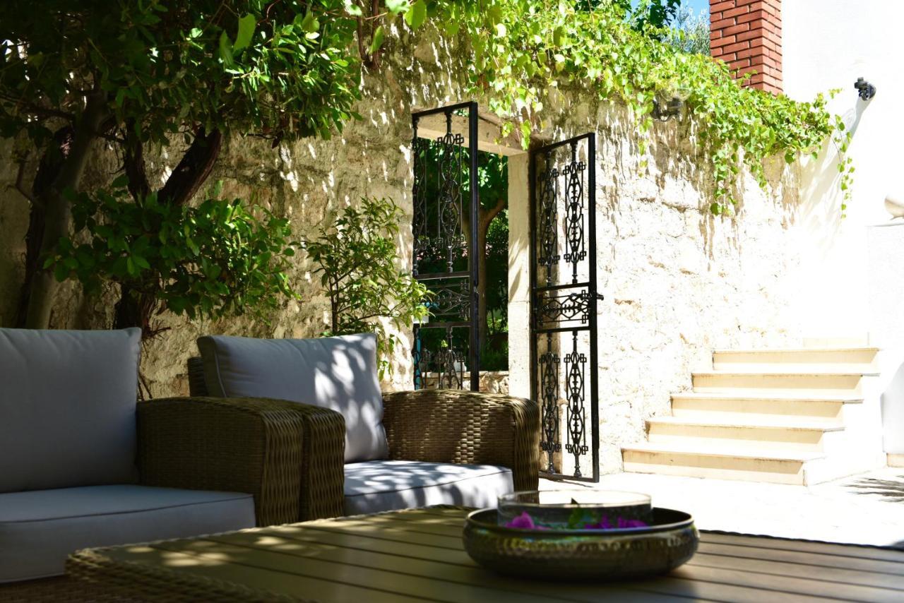 Villa Giardino Heritage Boutique Hotel Μπολ Εξωτερικό φωτογραφία