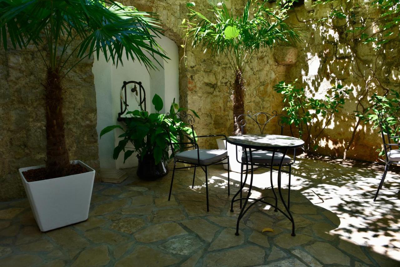 Villa Giardino Heritage Boutique Hotel Μπολ Εξωτερικό φωτογραφία