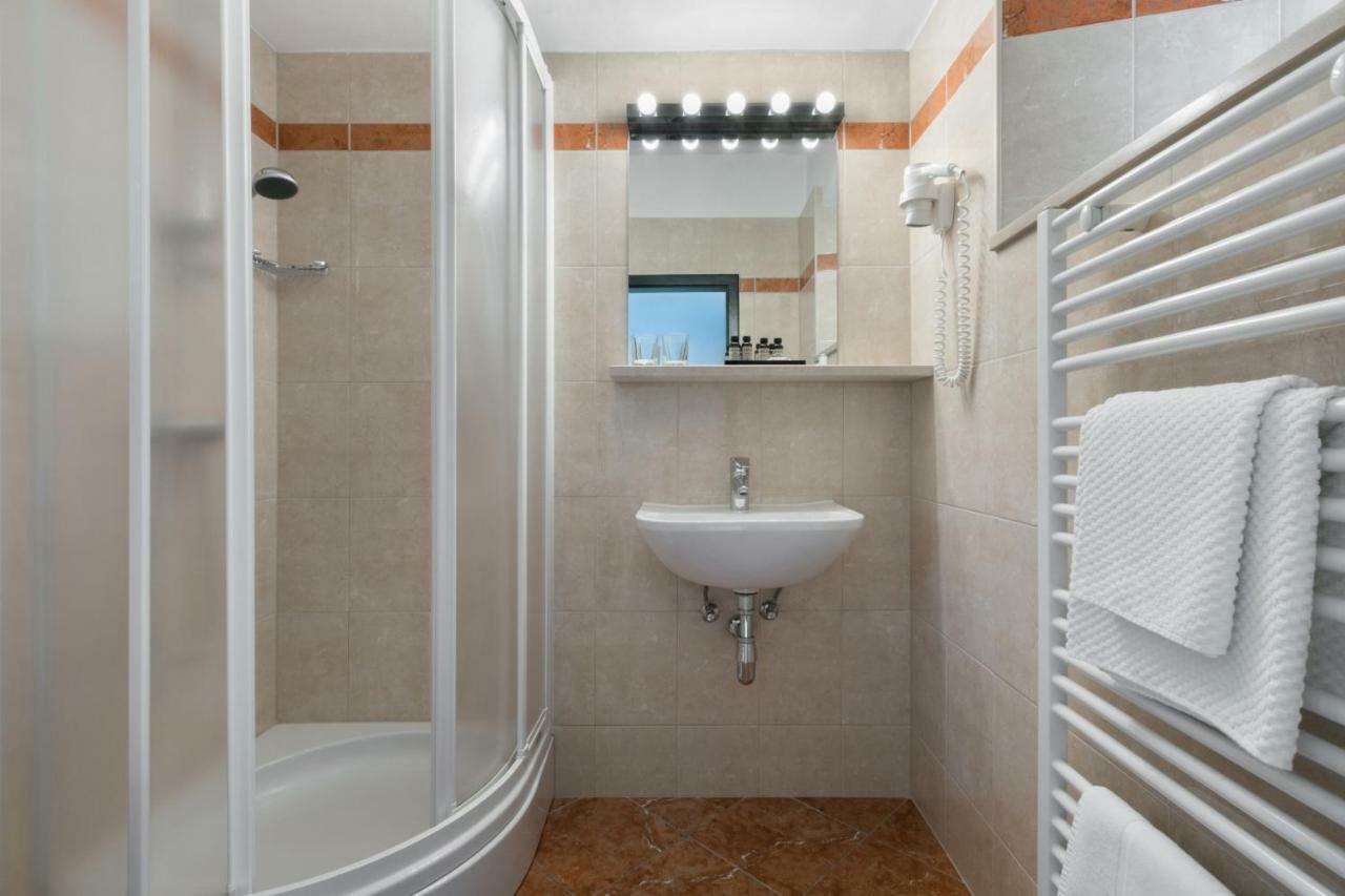 Villa Giardino Heritage Boutique Hotel Μπολ Εξωτερικό φωτογραφία
